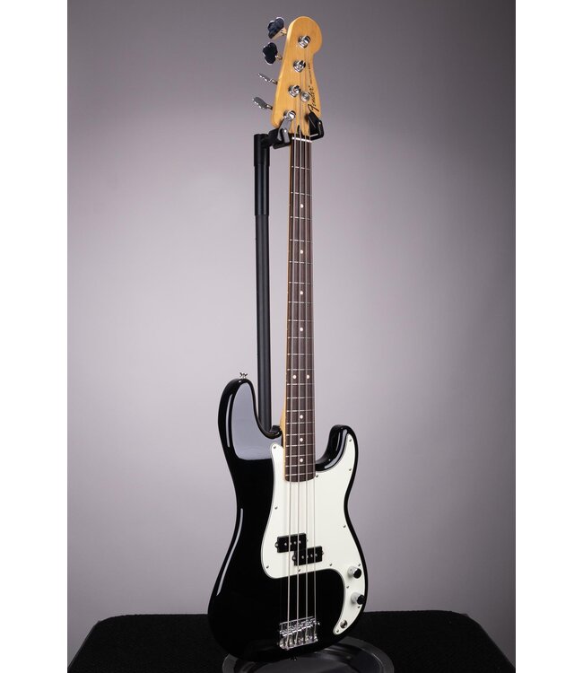 Used Fender Standard Precision Bass (2015) - Black