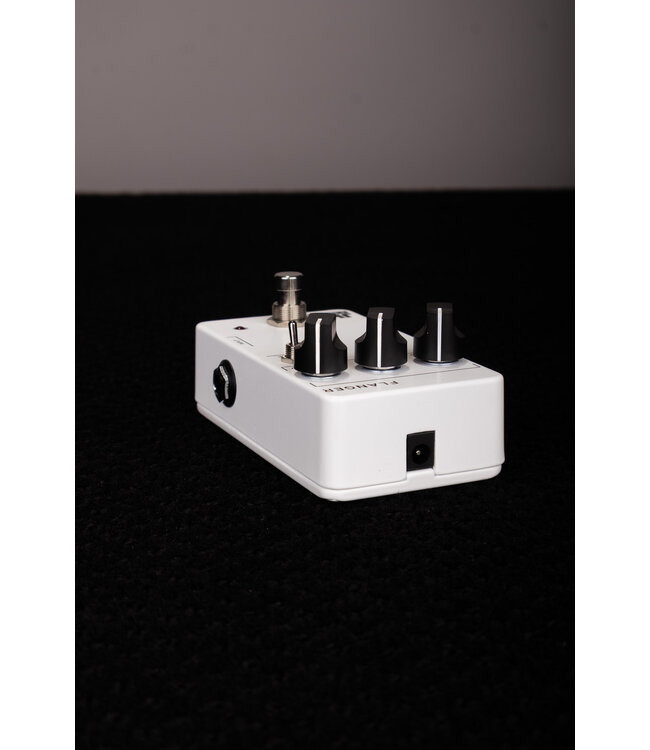 JHS 3 Series Flanger Pedal
