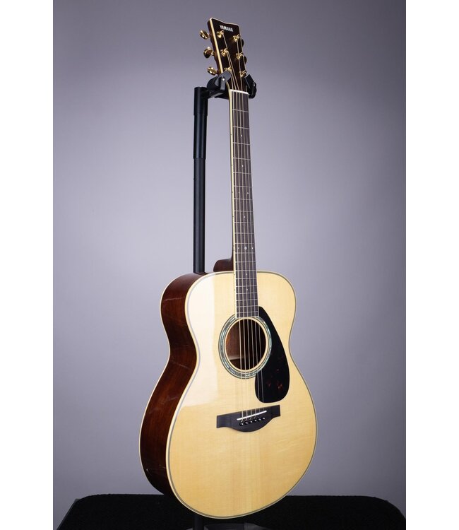 Yamaha LS6M ARE Acoustic-Electric Guitar - Engelmann Spruce