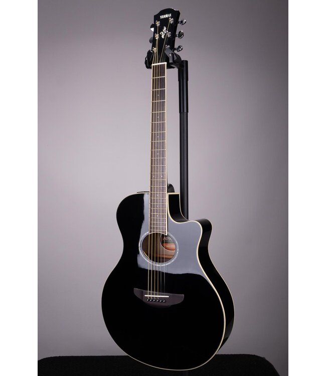 Yamaha APX600 Thinline Cutaway Acoustic - Electric Guitar - Black