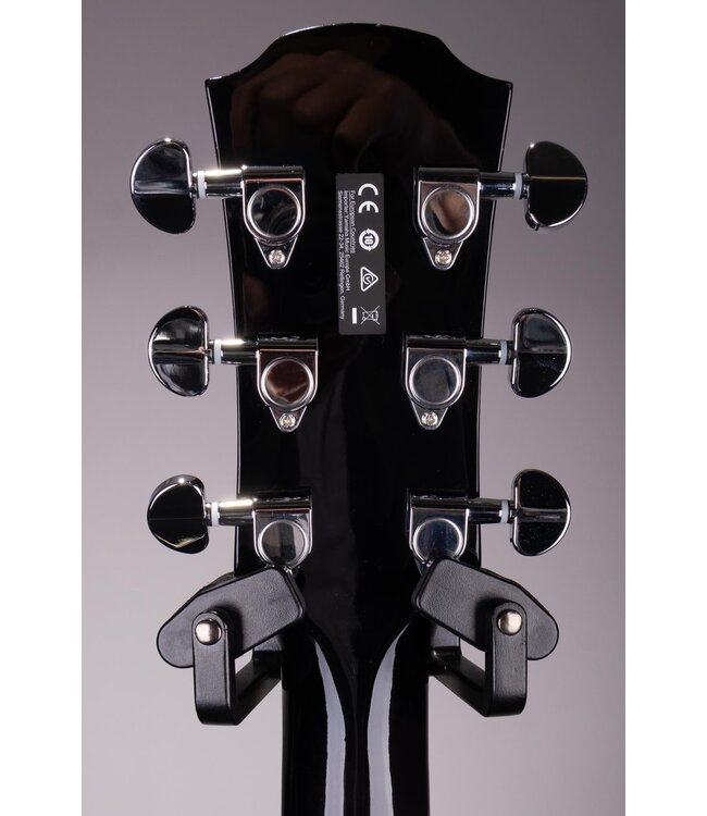 Yamaha APX600 Thinline Cutaway Acoustic - Electric Guitar - Black