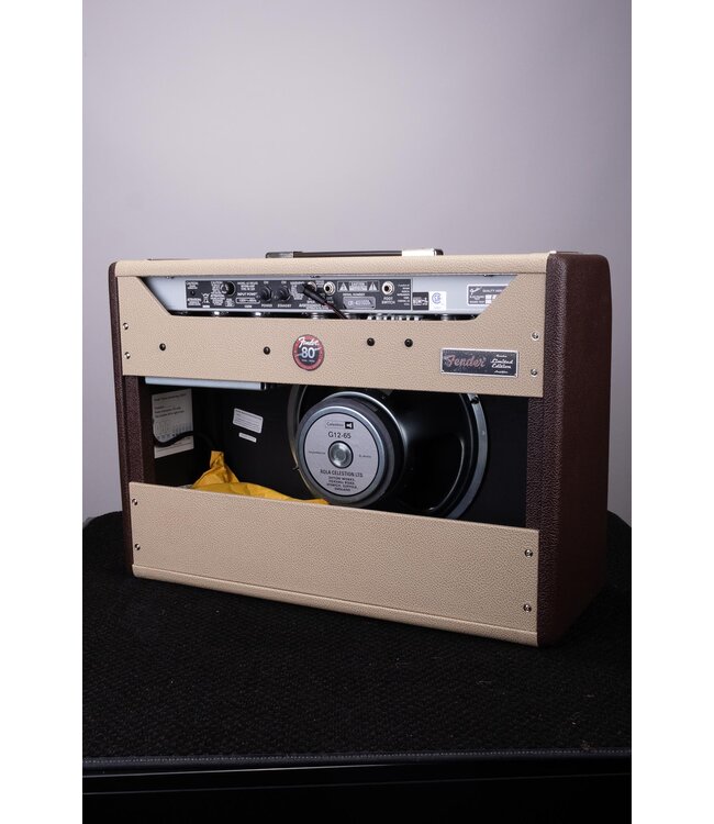 Fender '65 Deluxe Reverb 1x12 Tube Amp Vanilla Cocoa