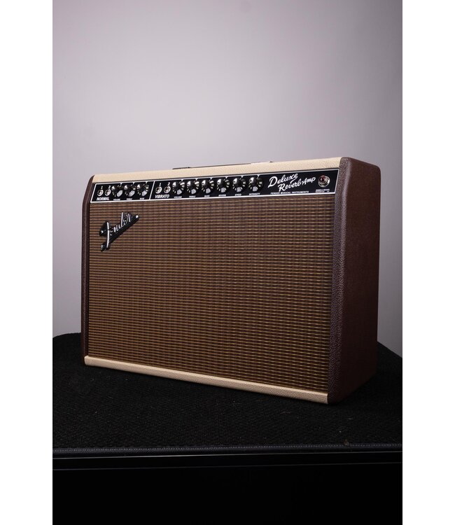 Fender '65 Deluxe Reverb 1x12 Tube Amp Vanilla Cocoa