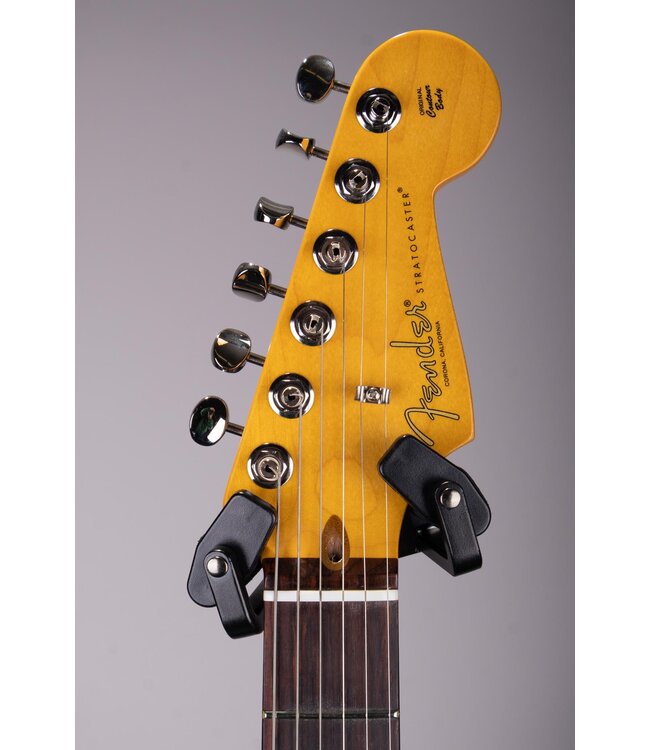 Fender Limited Edition American Professional Classic Stratocaster Daphne Blue