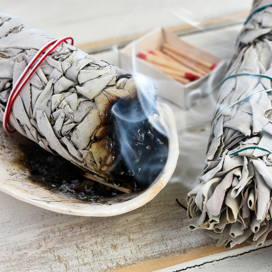 Sage & Smudging
