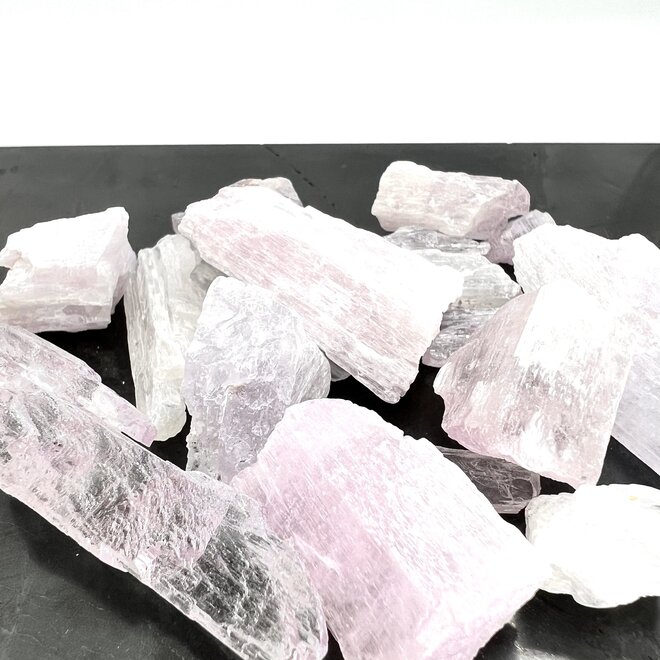 Kunzite Raw