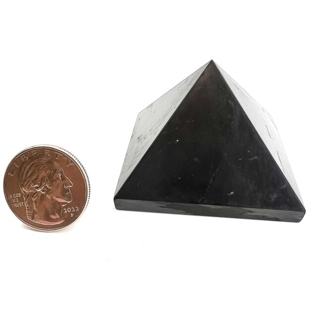 Pyramid Shungite  5 CM