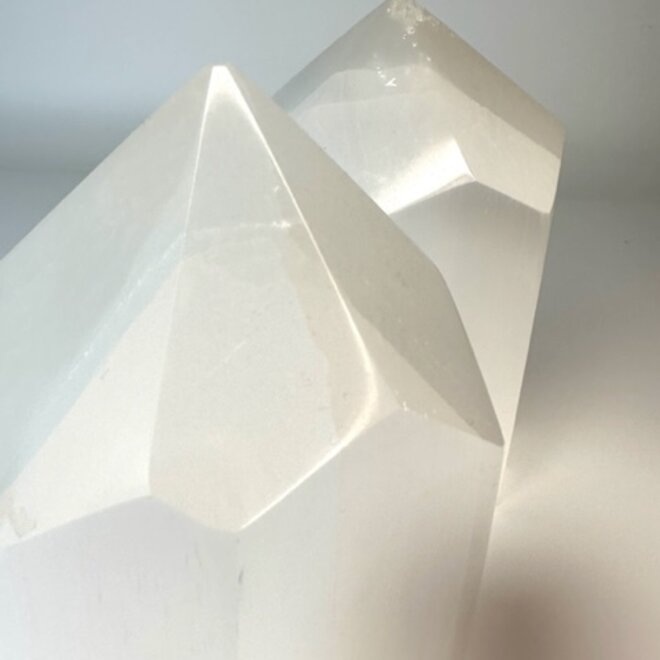 Selenite/Satin Spar Tower 6"