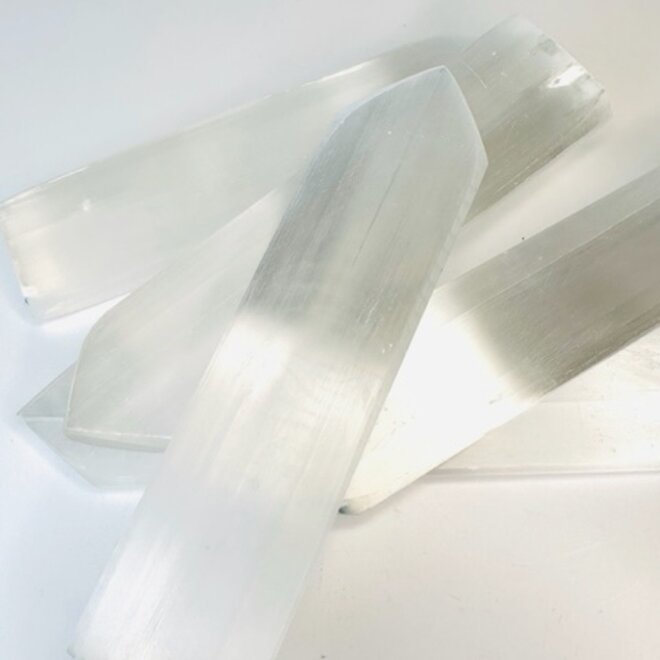 Selenite/Satin Spar Charging Point 8"