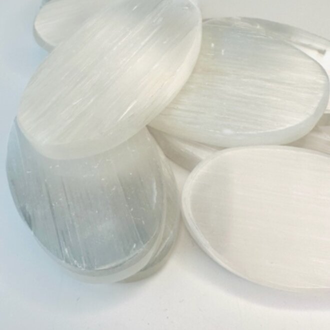 Selenite Oval Charing Plate