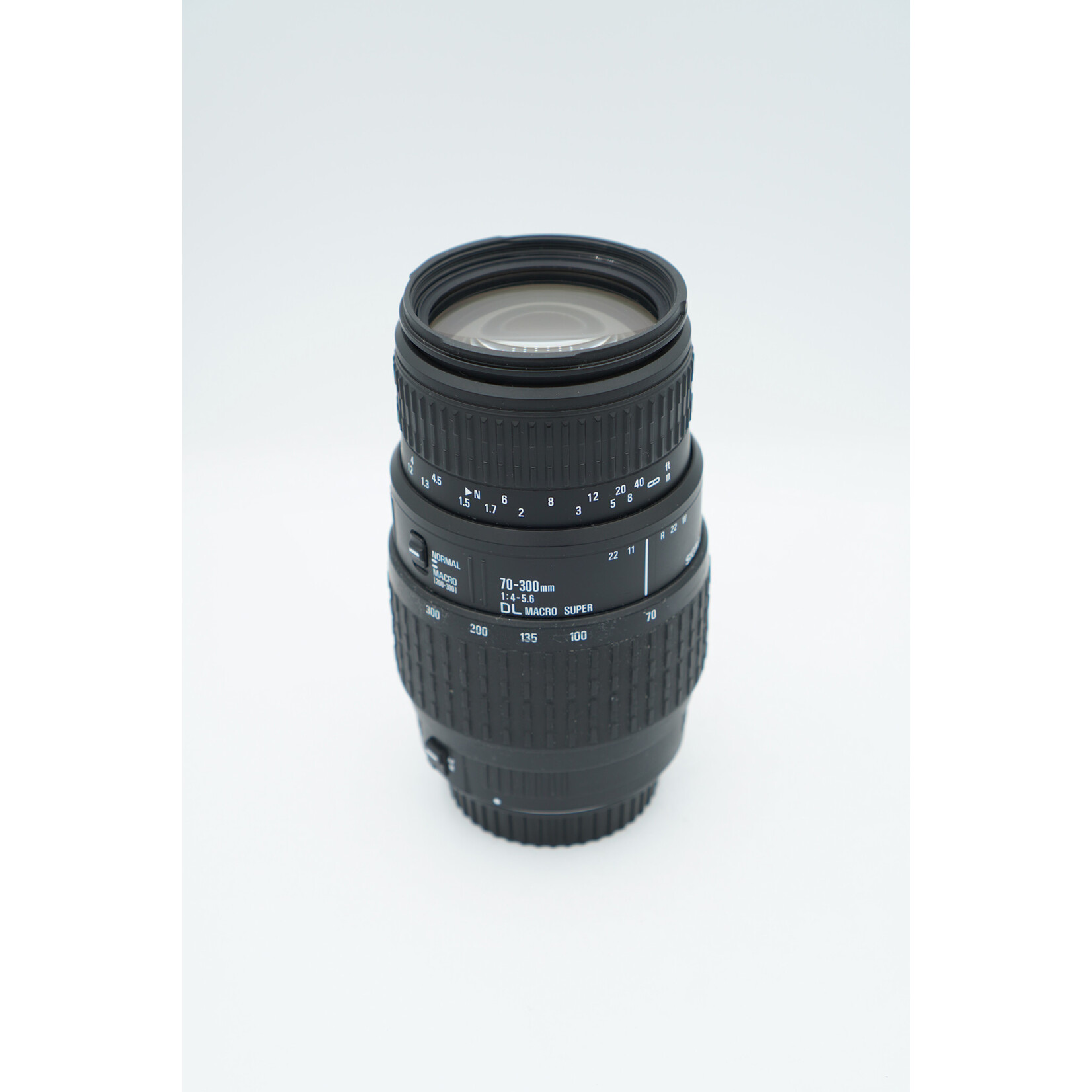 Sigma Sigma 70-300mm DL Macro Super f/Canon SN#1038502