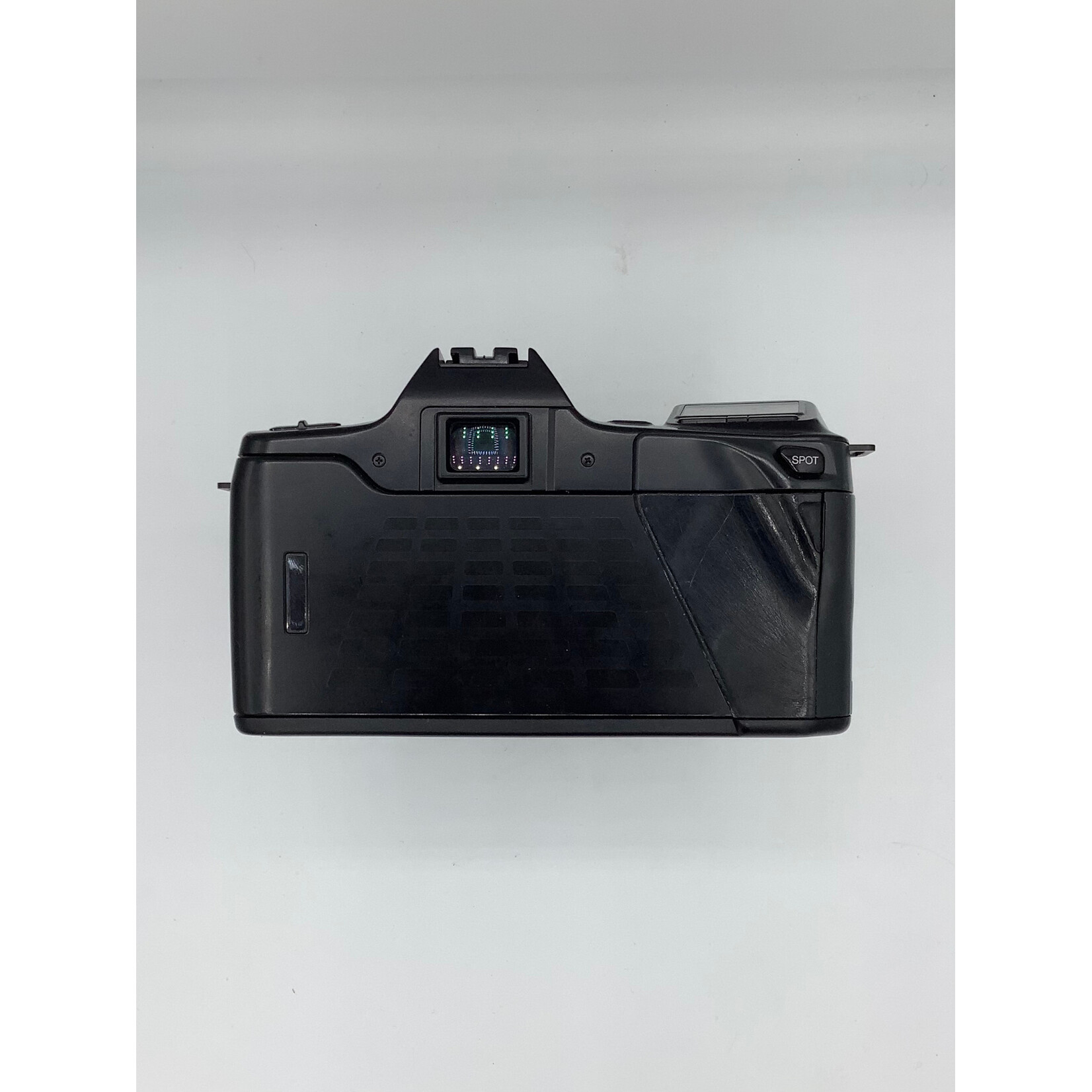 Minolta Minolta Maxxum 7000i w/28-80mm & 32000i Flash SN#21323690/11208788/3406570