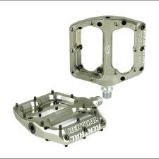 Renthal Renthal, Revo-F Pedals, AluGold