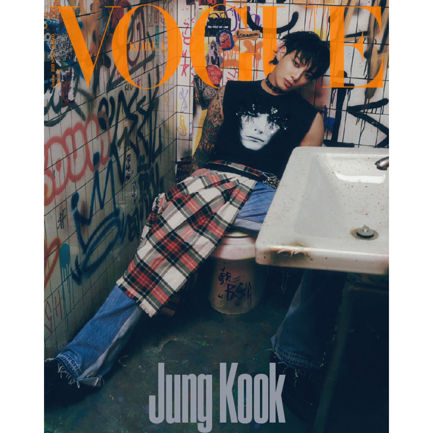 BTS JungKook (BTS) - OCTOBER 2023 [VOGUE] (C Ver.)