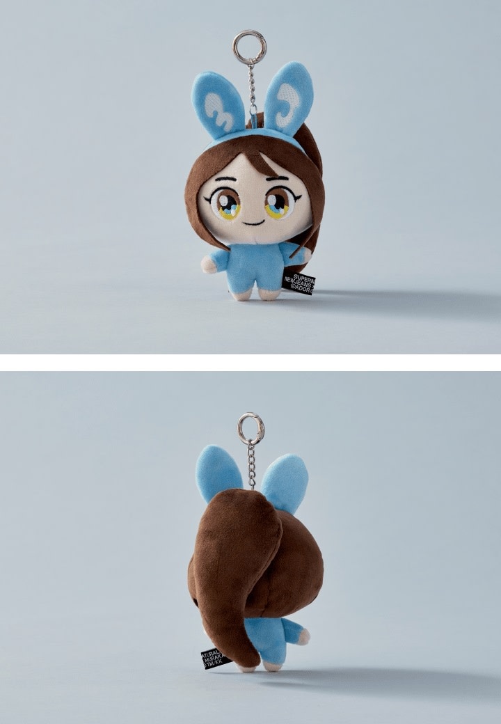 NewJeans X MURAKAMI PLUSH KEYRING - K-Town
