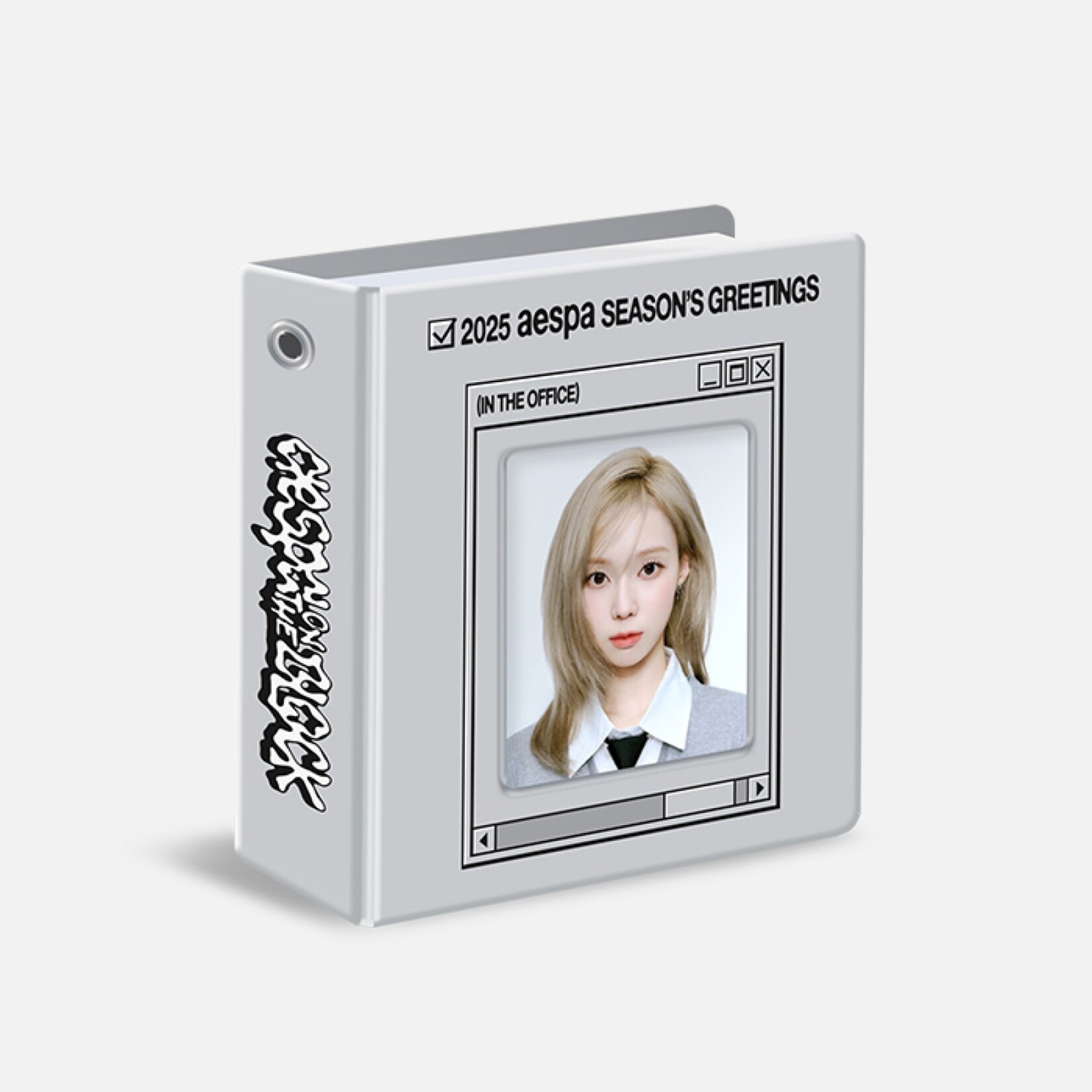 Aespa aespa - 2025 SM ARTIST SEASON’S GREETINGS OFFICIAL MD : Mini Collect Book