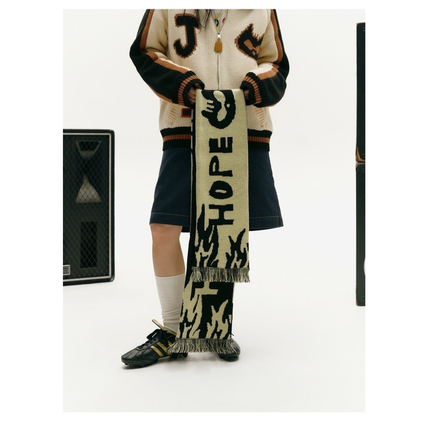 BTS j-hope (BTS) - Tour 'HOPE ON THE STAGE' OFFICIAL MD : Tour Slogan Muffler (Yellow)