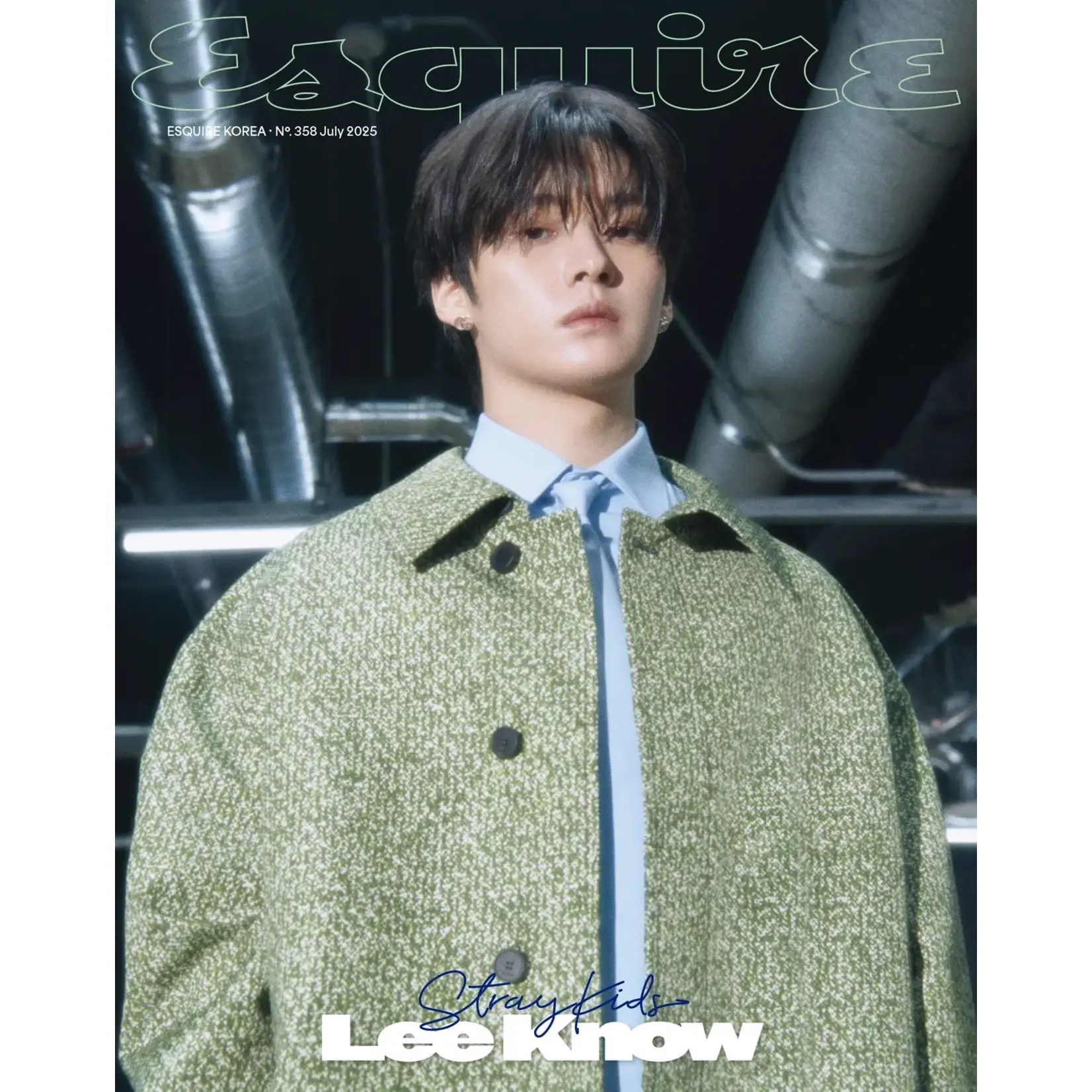 Stray Kids Lee Know (Stray Kids) - AUGUST 2025 [ESQUIRE]