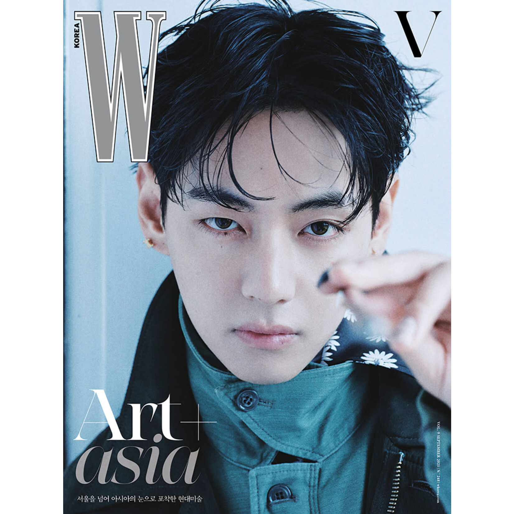 BTS V (BTS) - 2025 [W KOREA] Vol.9