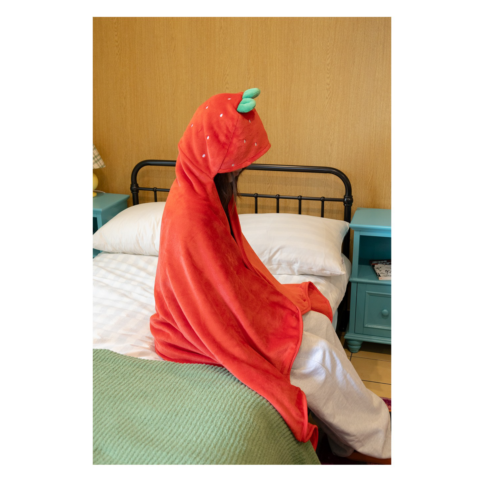 Twice TWICE - [10VE UNIVERSE] CHAEYOUNG STRAWBERRY BLANKET