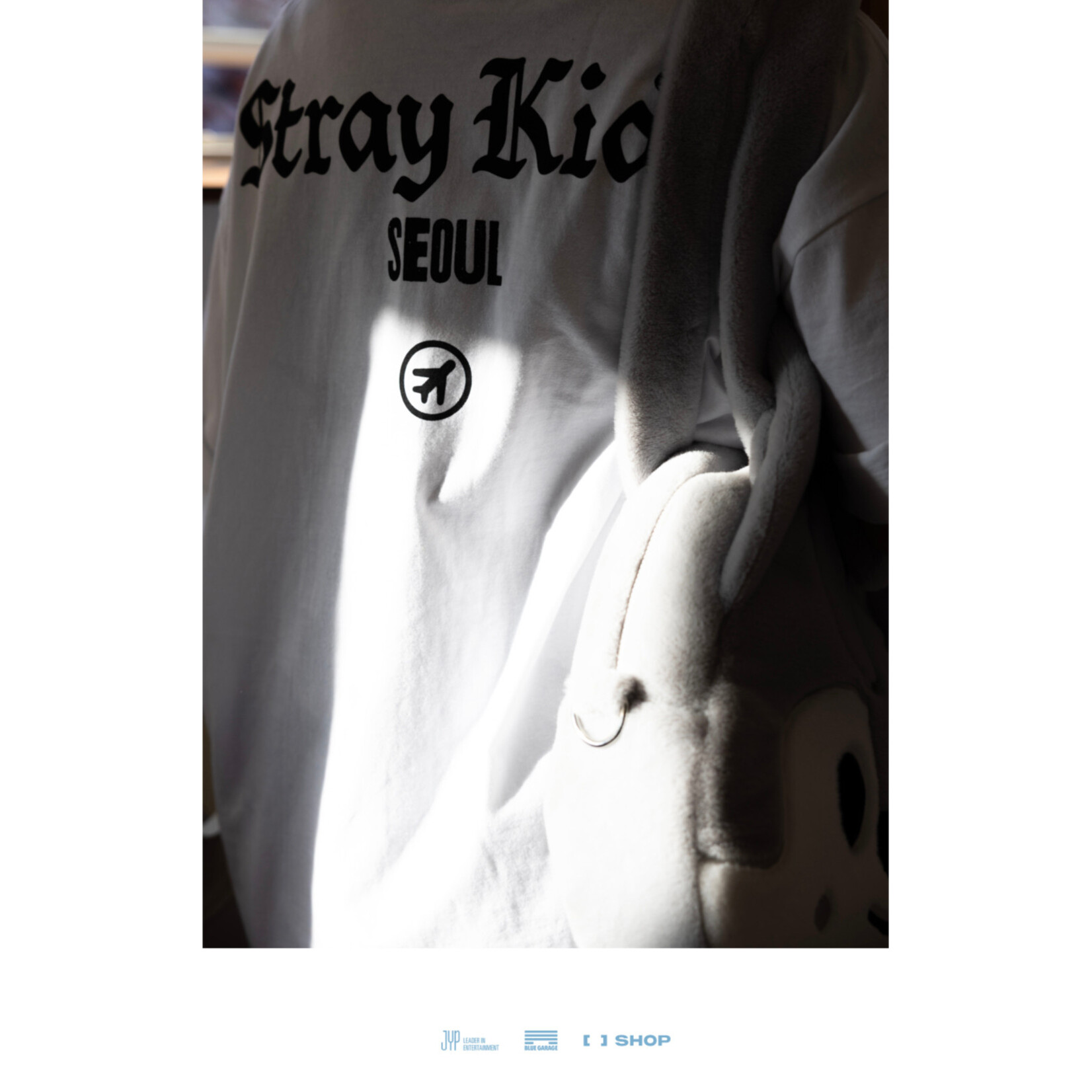 Stray Kids Stray Kids - SKZOO Everywhere All Around The World : T-SHIRT SEOUL Ver.