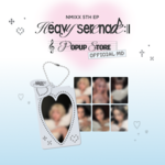 NMIXX NMIXX - [Heavy Serenade] POP-UP STORE - PHOTOCARD HOLDER KEYRING & PHOTOCARD SET