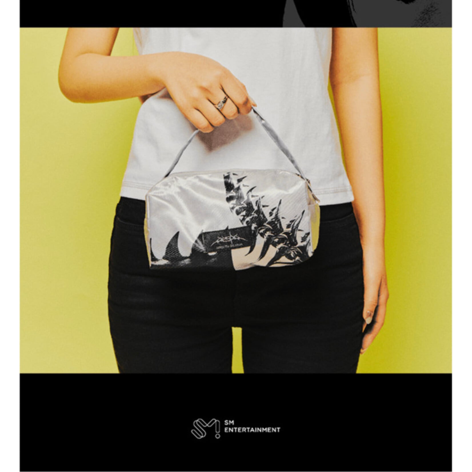 Aespa aespa - [aespa WEEK - MAKE IT LEMONADE MD] POUCH