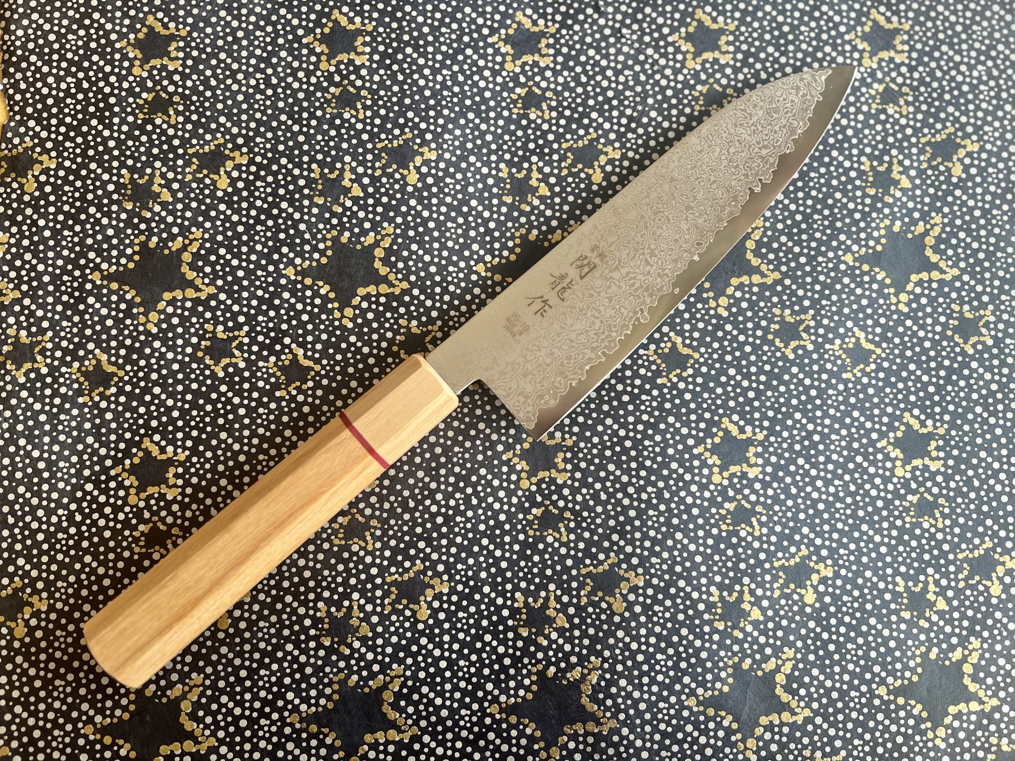 Sekiryu Santoku Damascus VG10 180mm