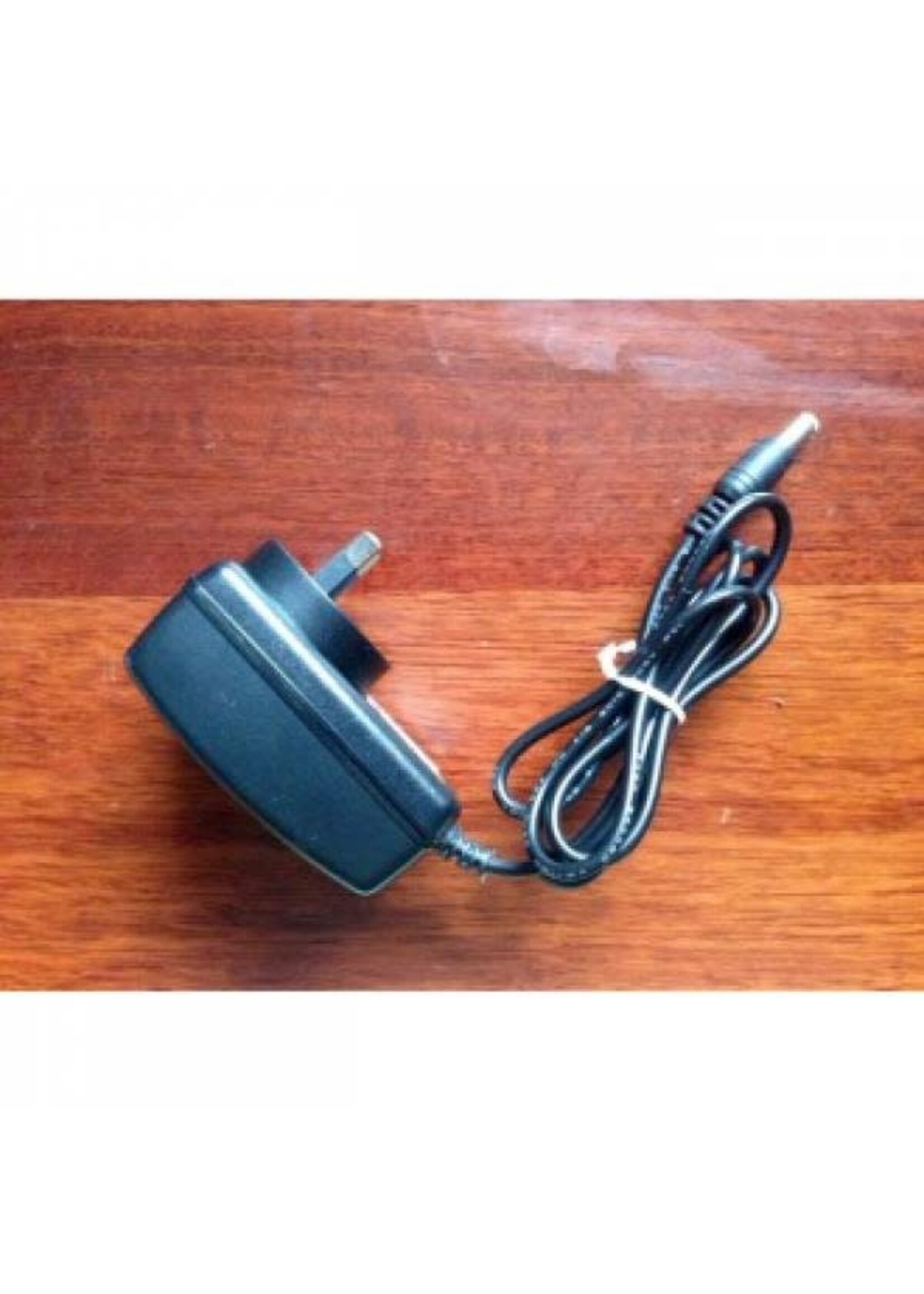 FPV FPV POWER 12V 2A Wall Charger