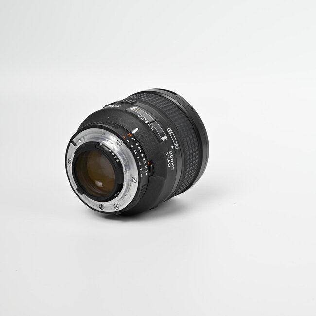 Nikon Used Nikon AF NIKKOR 85mm f/1.4D IF Lens