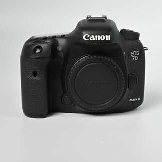 Canon Used Canon EOS 7D Mark II DSLR Camera (Body Only)