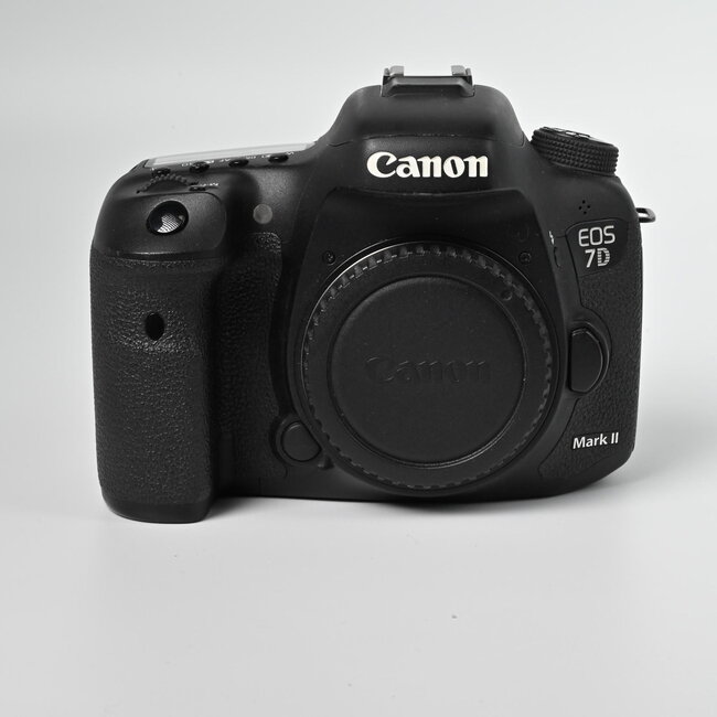 Canon Used Canon EOS 7D Mark II DSLR Camera (Body Only)