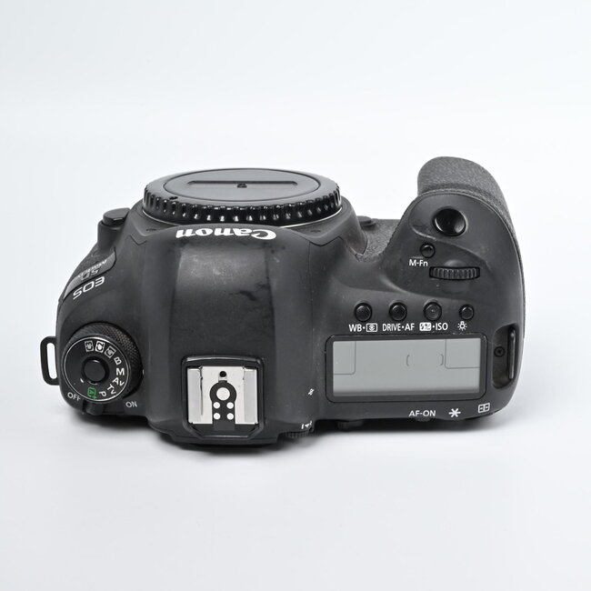Canon Used Canon EOS 5D Mark IV DSLR Camera (Body Only)
