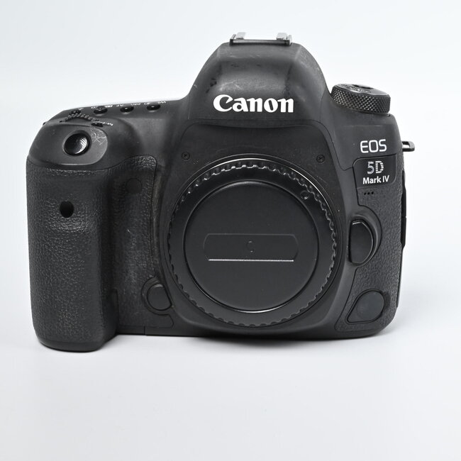 Canon Used Canon EOS 5D Mark IV DSLR Camera (Body Only)