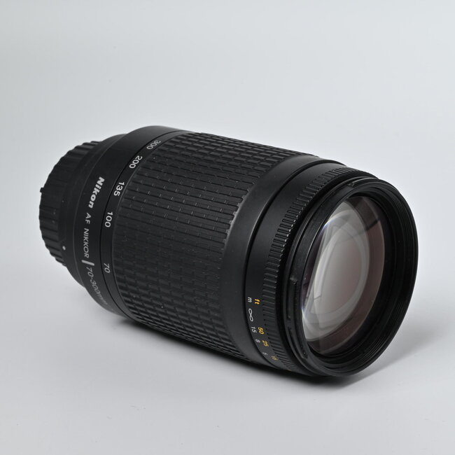 Nikon Copy of Used Nikon AF Zoom-NIKKOR 70-300mm f/4-5.6G Lens