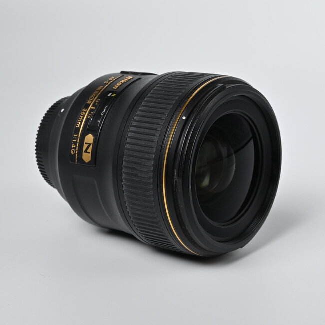 Nikon Used Nikon AF-S NIKKOR 35mm f/1.4G Lens