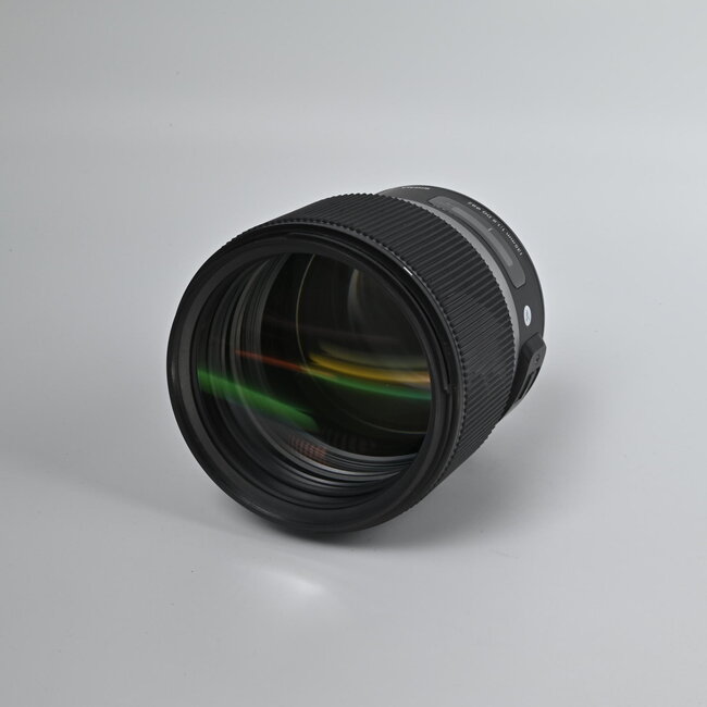 Sigma Used Sigma 135mm f/1.8 DG HSM Art Lens for Nikon F