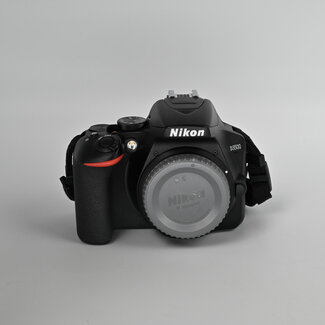 Nikon Used Nikon D3500 DSLR Camera Body