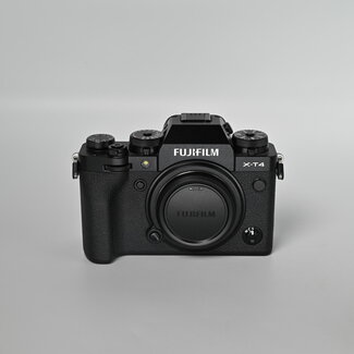 Fujifilm Used FUJIFILM X-T4 Mirrorless Camera (Black)
