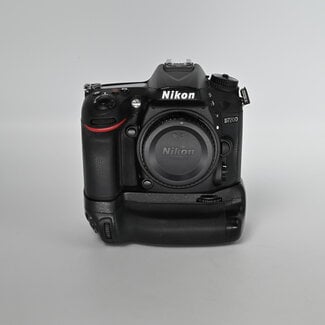 Nikon Used Nikon D7200 DSLR Camera W/Battery Grip