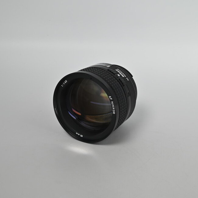Nikon Nikon AF NIKKOR 85mm f/1.4D IF Lens