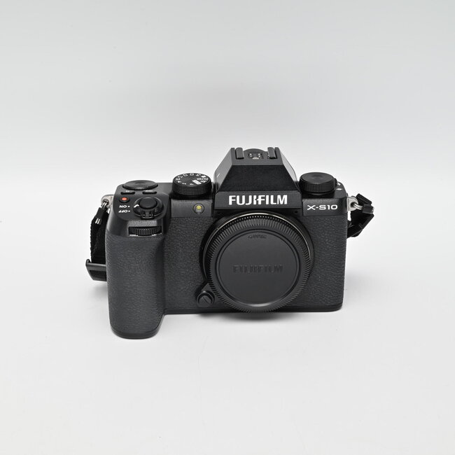Used Fujifilm X-S10 Body - Competitive Cameras