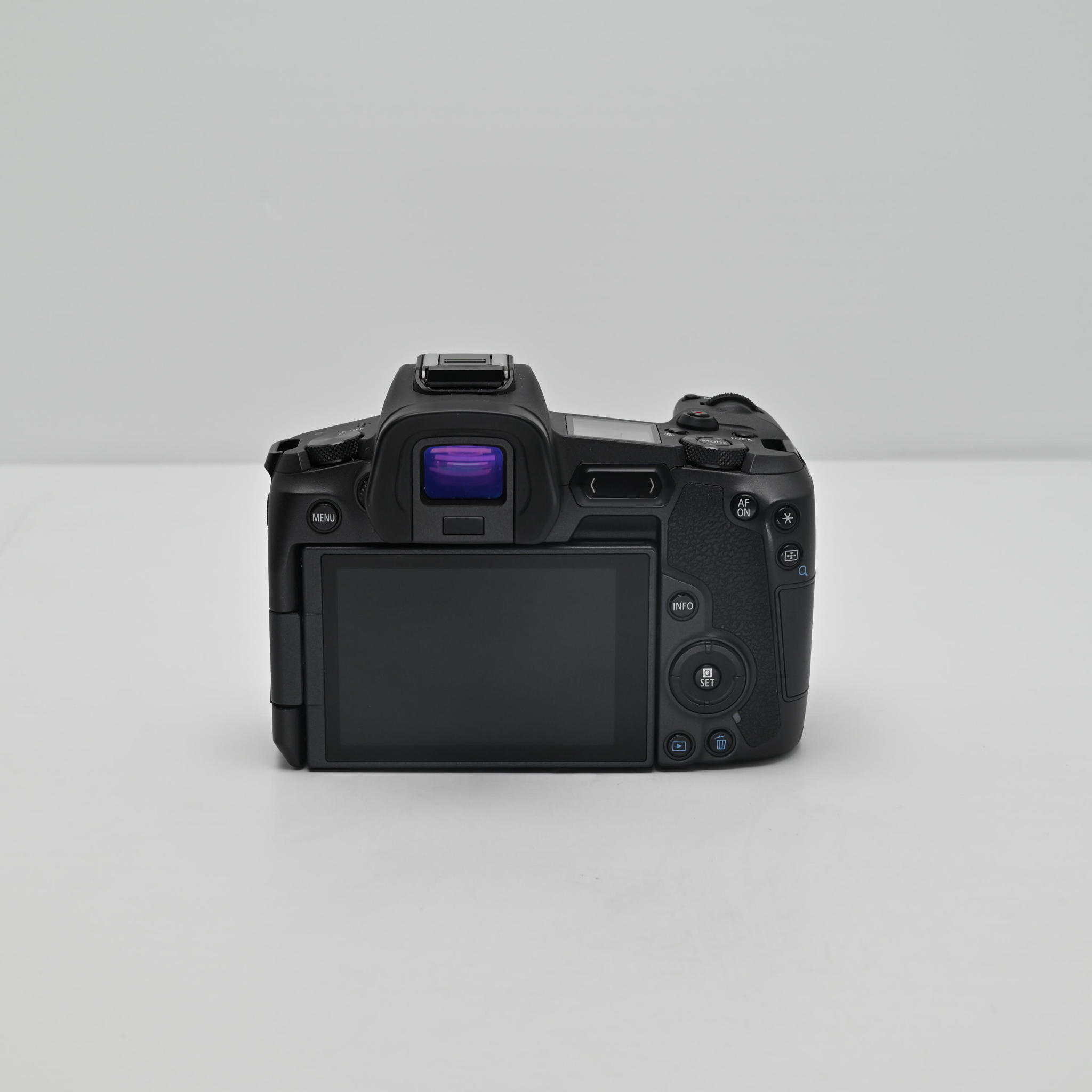 Used Canon EOS R Mirrorless Camera Competitive Cameras