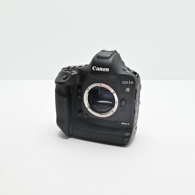 Canon Used Canon EOS-1D X Mark II DSLR Camera