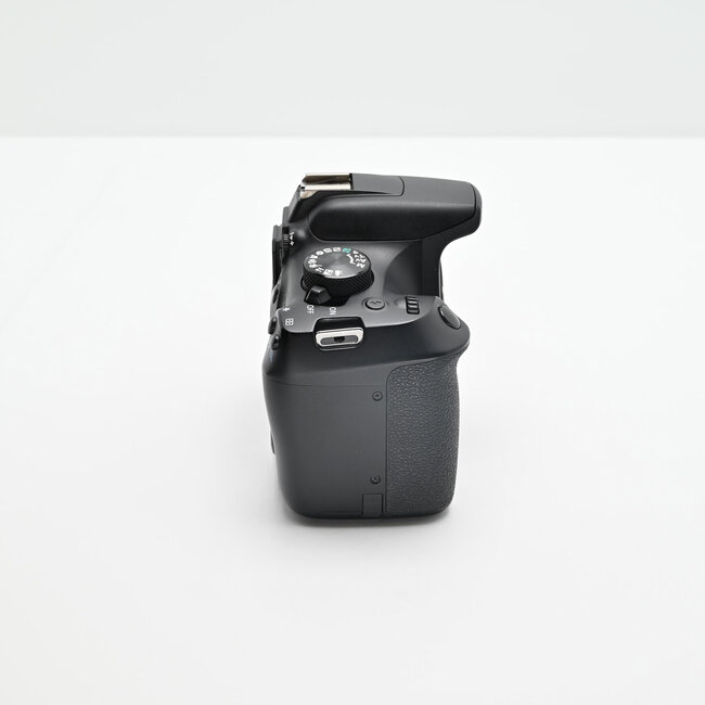 Canon Used Canon EOS Rebel T6 DSLR Camera Body