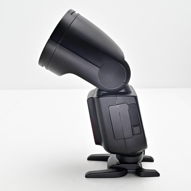 Used GODOX V1 Round Head Flash - Canon