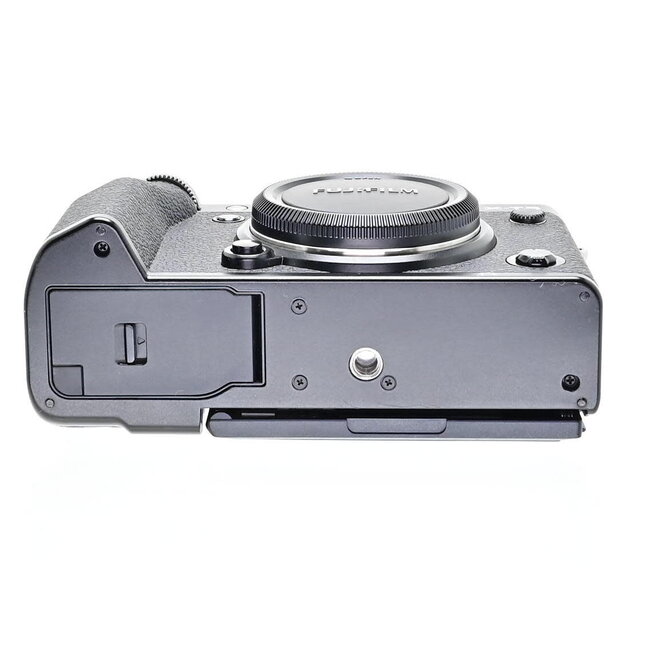 Fujifilm Used FUJIFILM X-T5 Mirrorless Camera (Black)