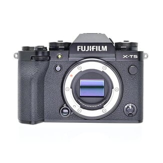 Fujifilm Used FUJIFILM X-T5 Mirrorless Camera (Black)