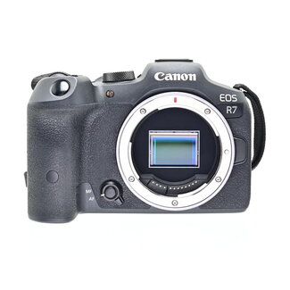 Canon Used Canon EOS R7 Mirrorless Camera Body Only