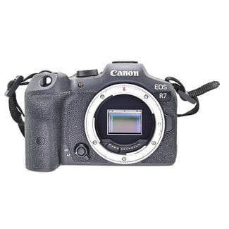 Canon Used Canon EOS R7 Mirrorless Camera Body Only
